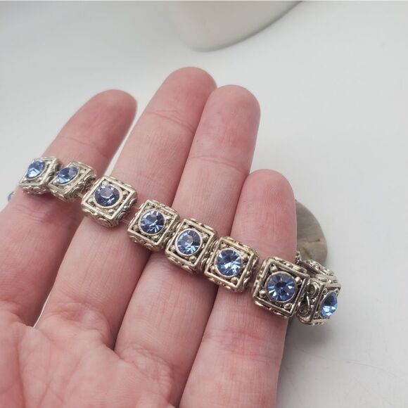 Serene Seas: Blue Apatite Crystal Stretch Bracelet for  Blue brilliant‎ crystal baguette stretch bracelet B0522